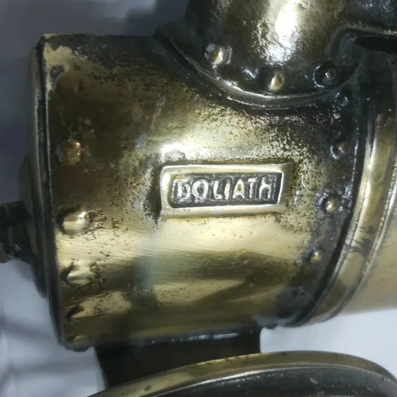 Vintage Cast Metal Steam Engine Train Wall Plaque Brass Tone. - Picture 5 of 7